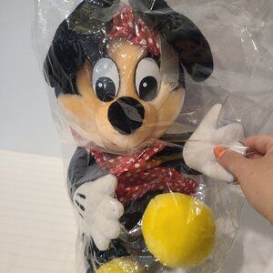 NWT-Vintage Disney World Minnie Mouse Disneyland Plush Stuffed Animal 14”-Korea